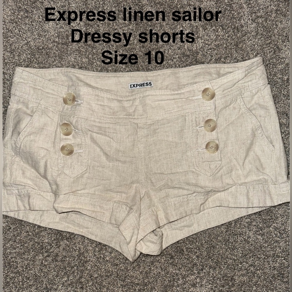 Express Women's Cream Sailor Shorts
